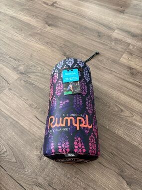 Rumpl The Original Puffy Blanket - Purple & Pink Pattern-Free People Rainbow 🌈